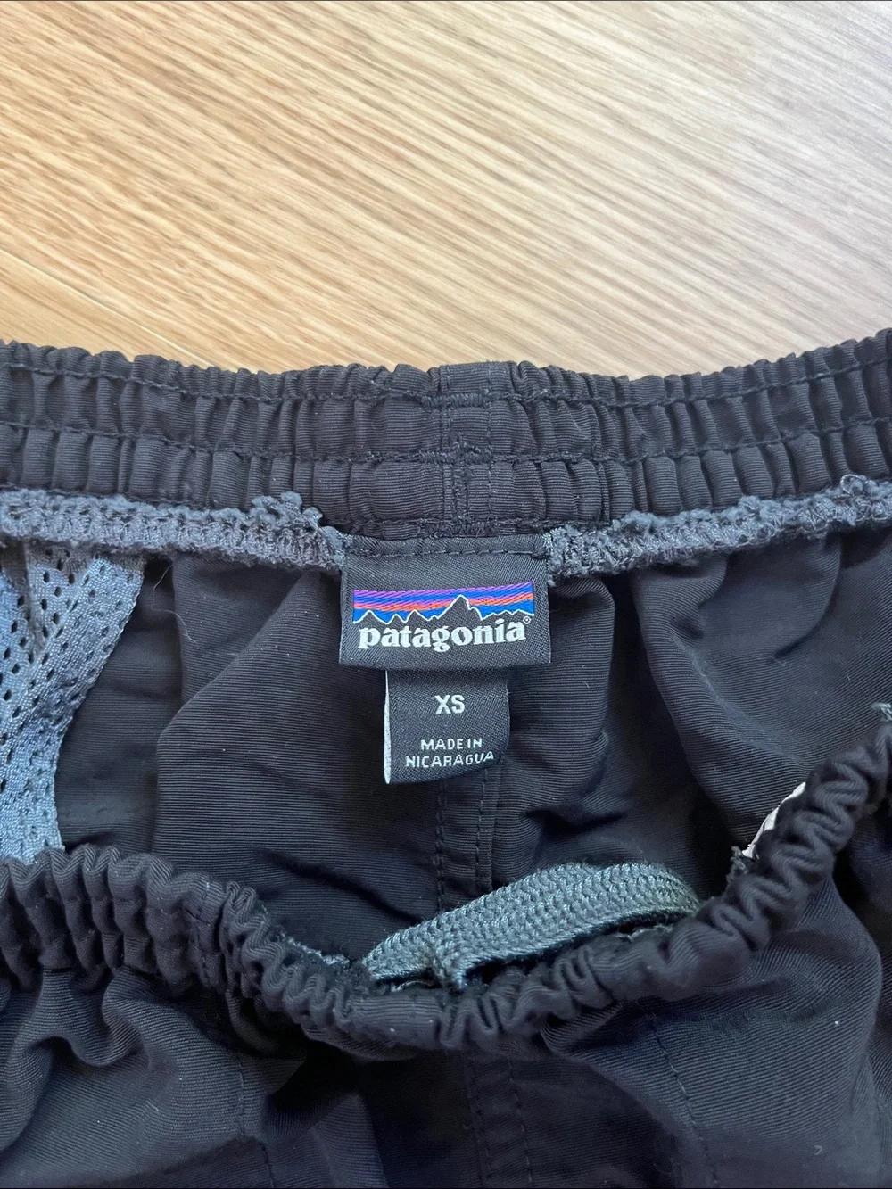 Patagonia Men’s 5’ Black Baggies size XS